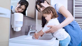 Medium_lavar-as-maos