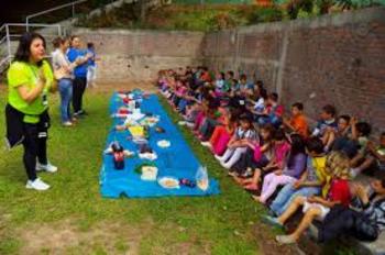 Medium_piquiniqui